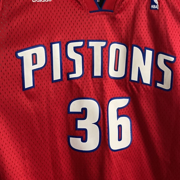 Detroit Pistons Wallace #36 Jersey - Picture 3 of 5